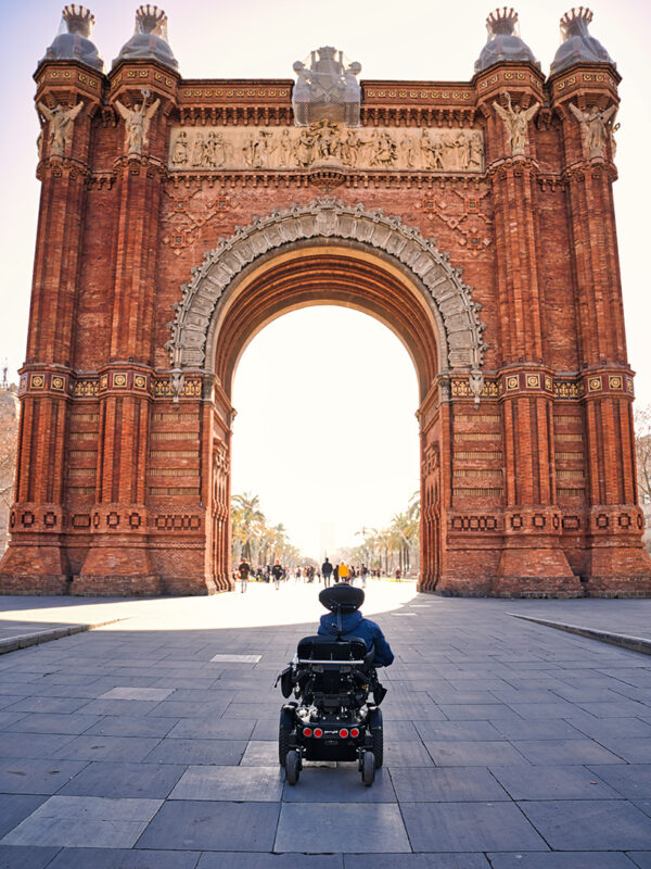 Explore the majestic beauty of the Arc De Triomf in Barcelona. This iconic landmark impresses with its magnificent architecture and is a must-visit for every traveler.