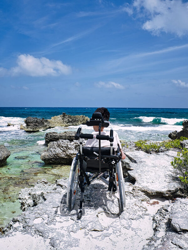 Besuche Isla Mujeres mit einem Rollstuhl.